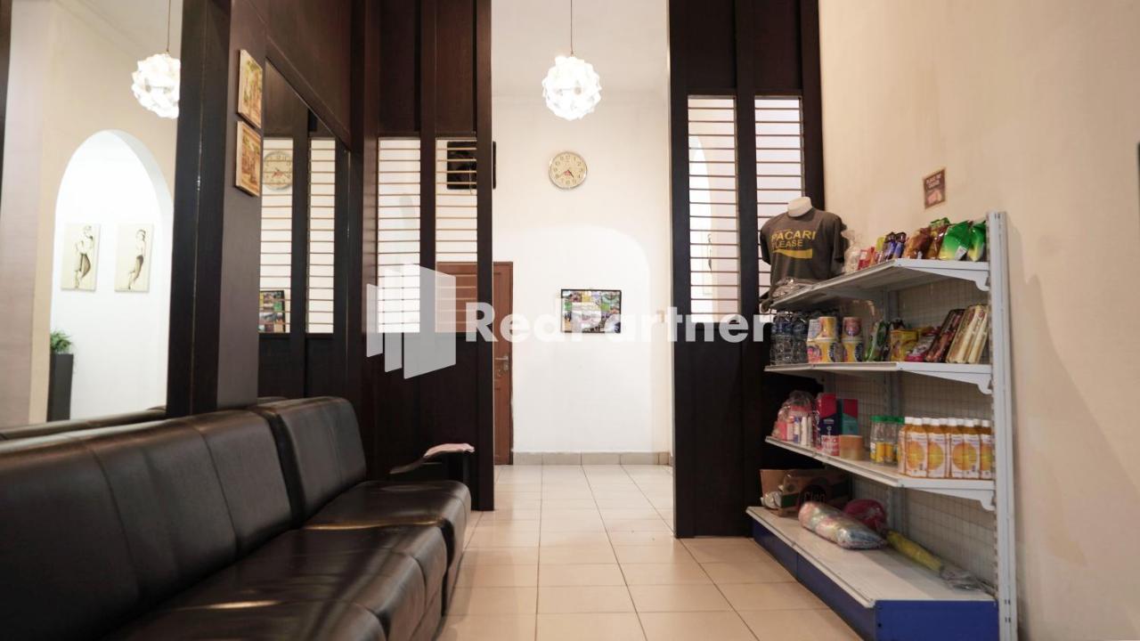 Wisma Sederhana Mitra Reddoorz Medan Luaran gambar