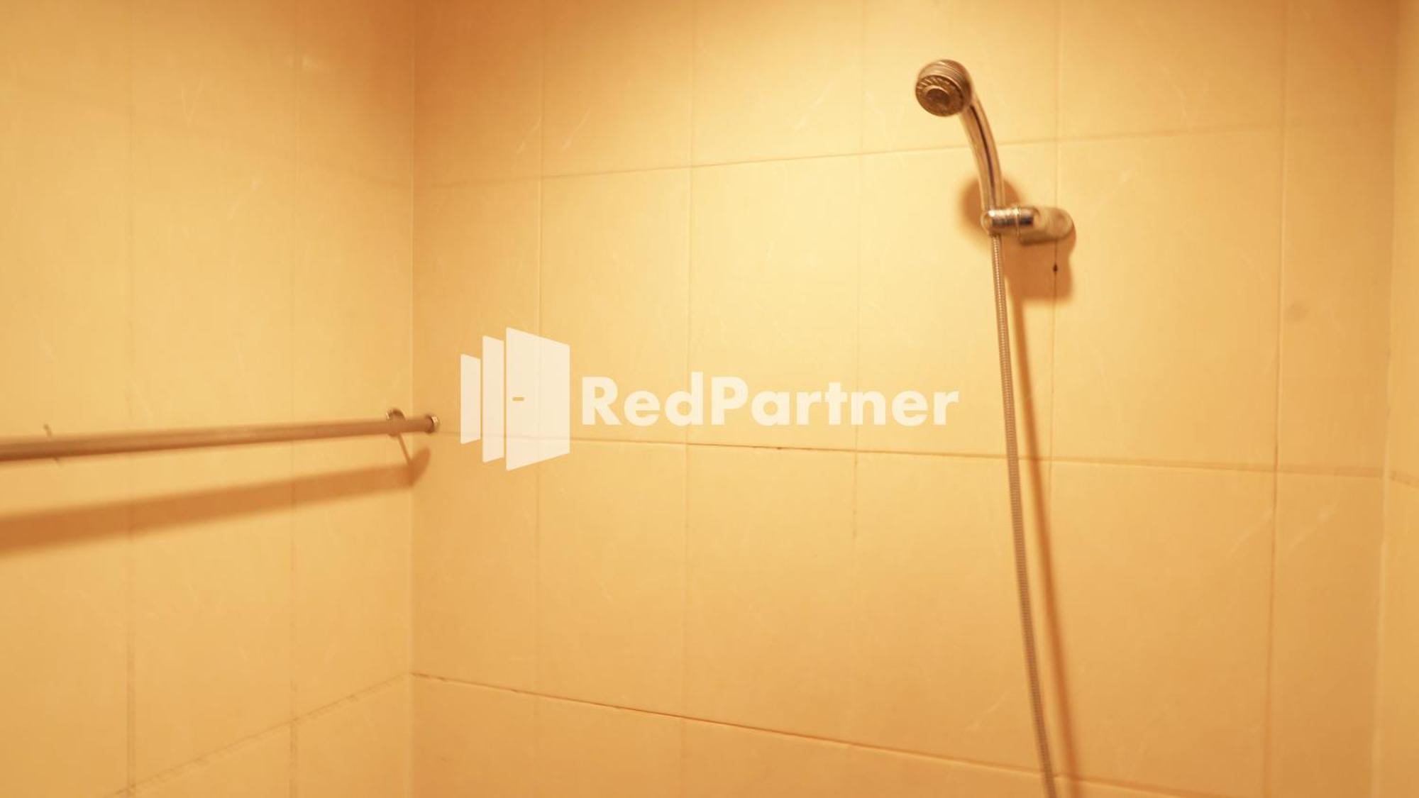 Wisma Sederhana Mitra Reddoorz Medan Bilik gambar
