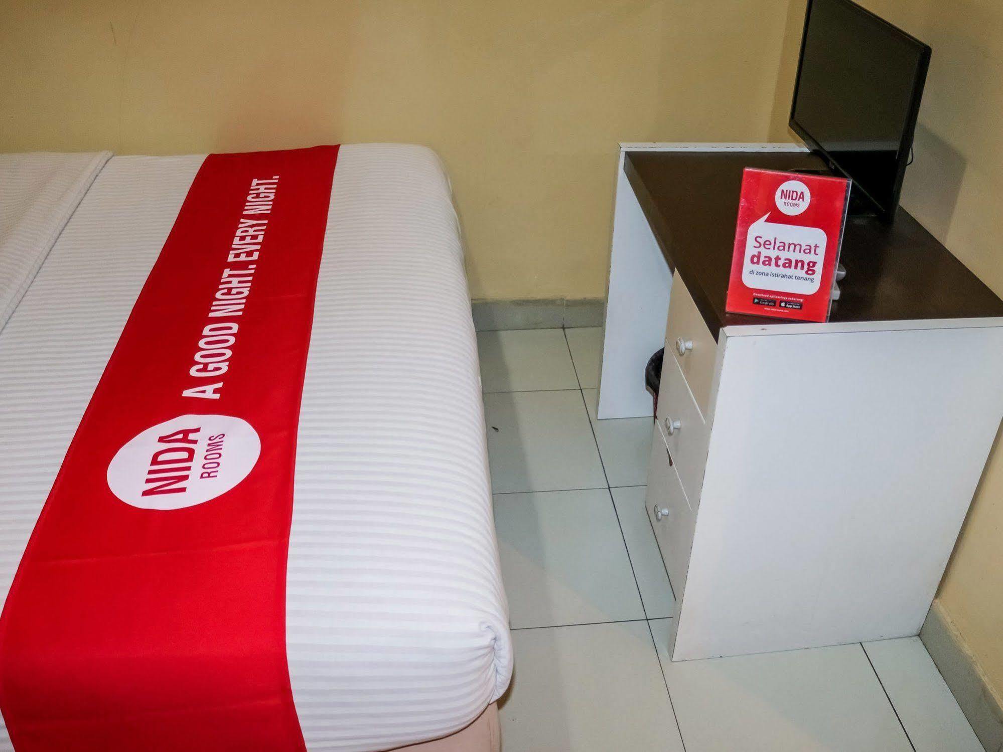 Wisma Sederhana Mitra Reddoorz Medan Luaran gambar