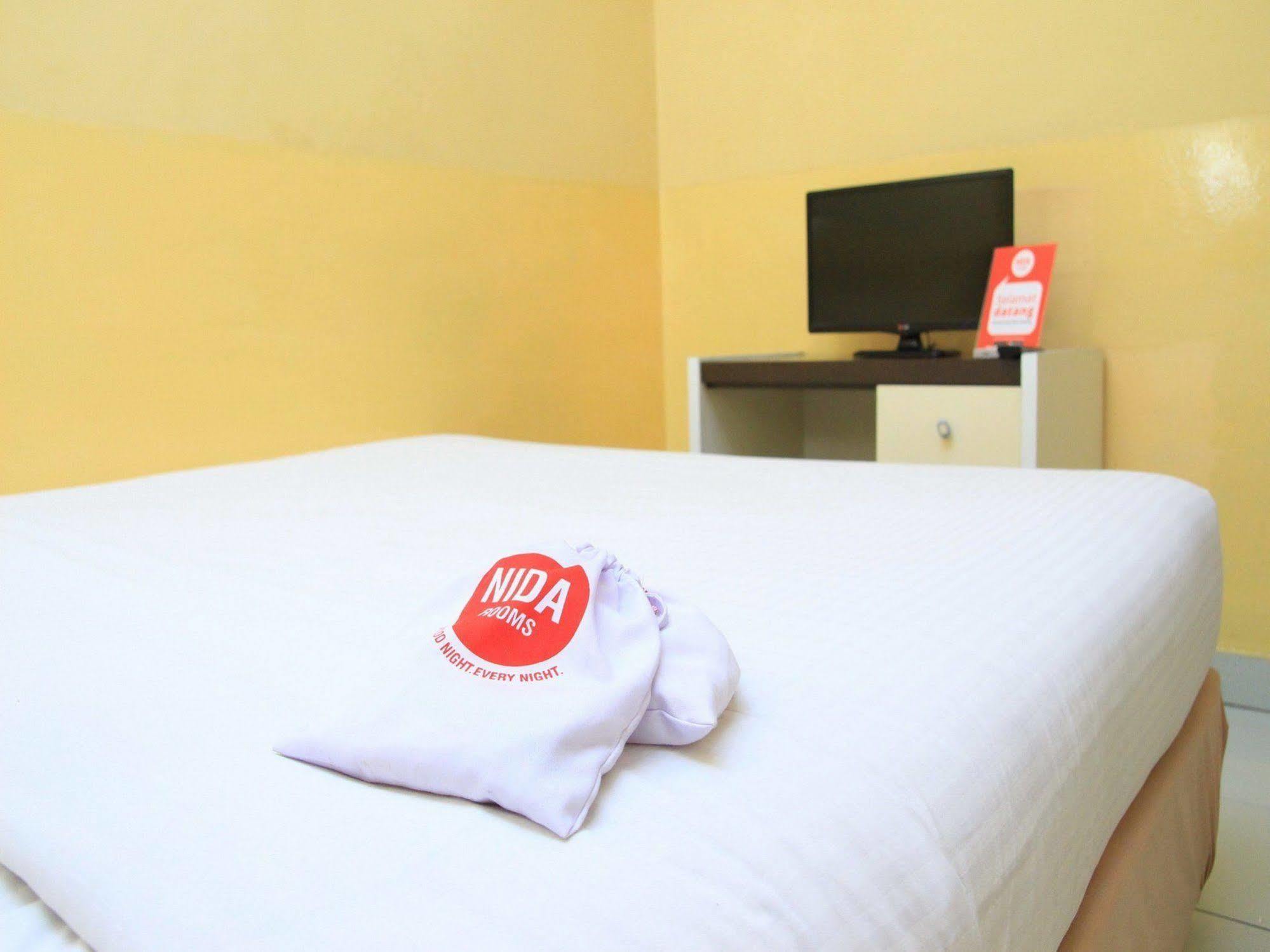 Wisma Sederhana Mitra Reddoorz Medan Luaran gambar
