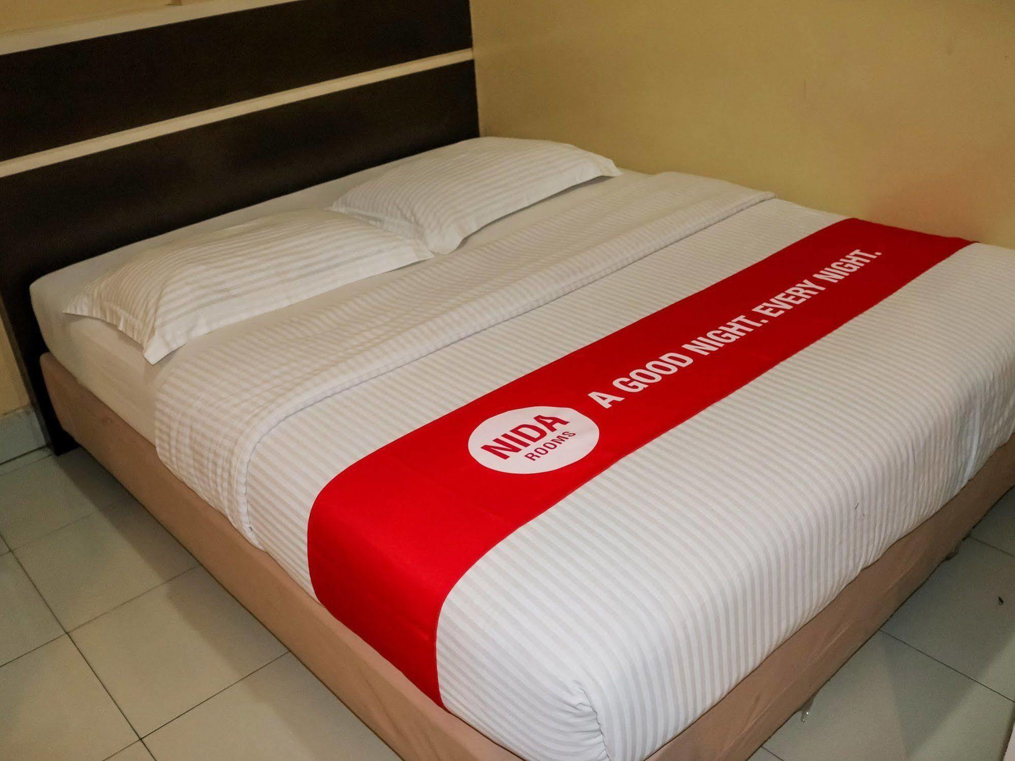Wisma Sederhana Mitra Reddoorz Medan Luaran gambar