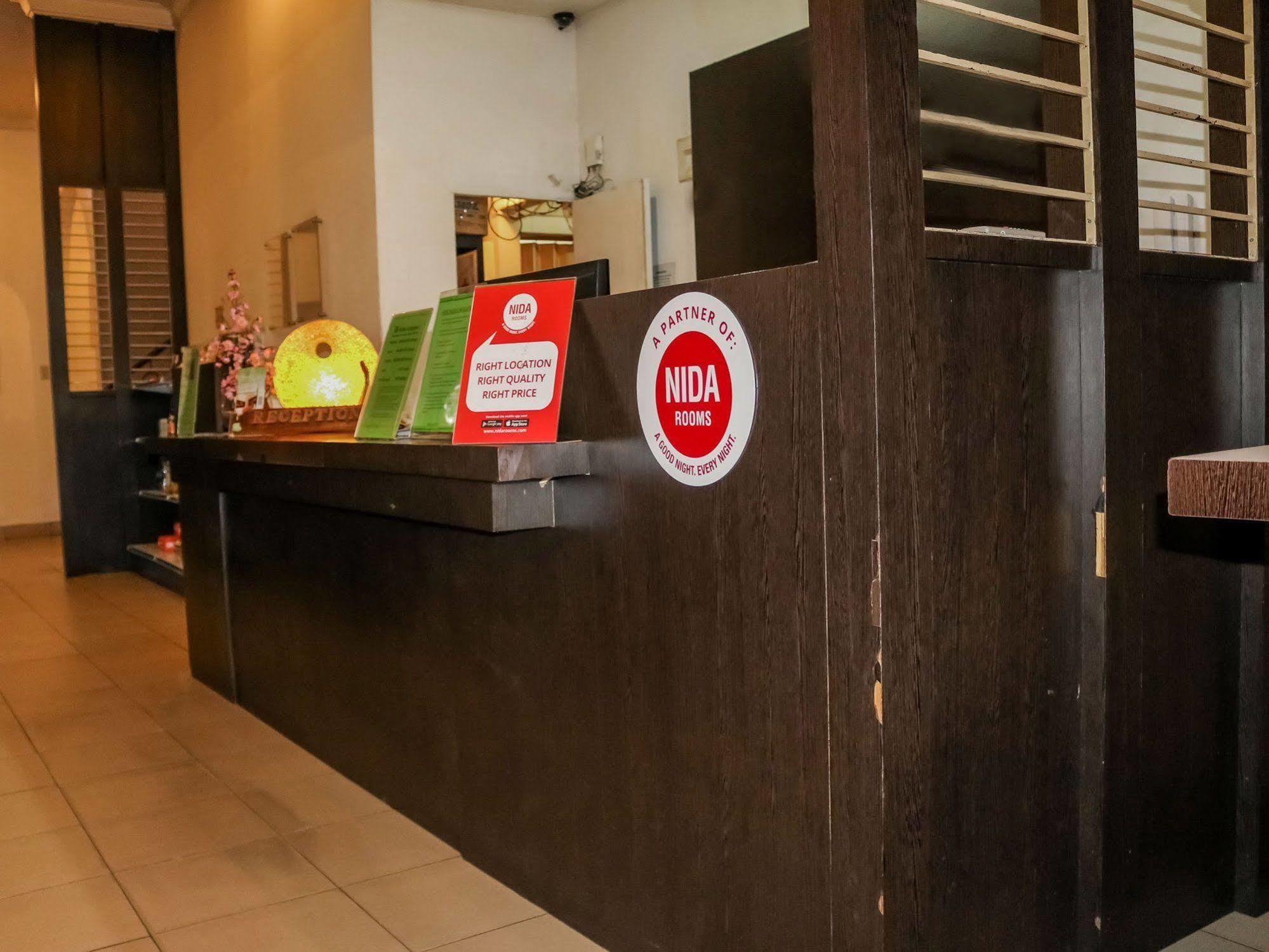 Wisma Sederhana Mitra Reddoorz Medan Luaran gambar