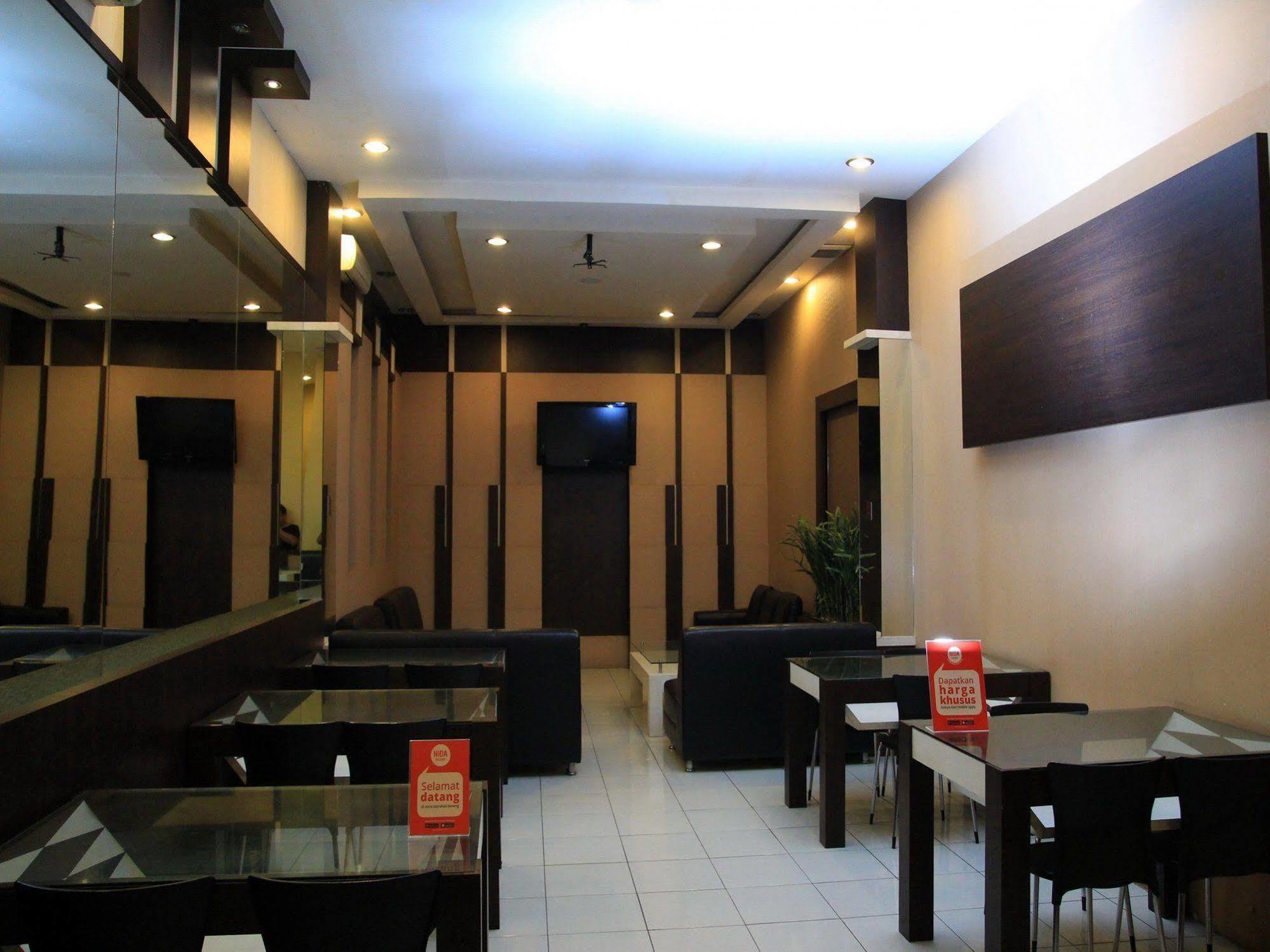 Wisma Sederhana Mitra Reddoorz Medan Luaran gambar